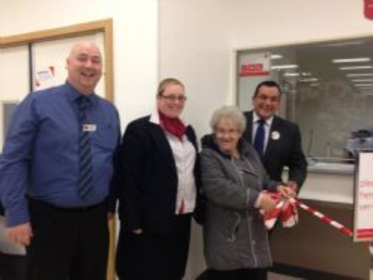 New Post Office Opens At Tesco In Runcorn Saving 11 Jobs Runcorn And Widnes World